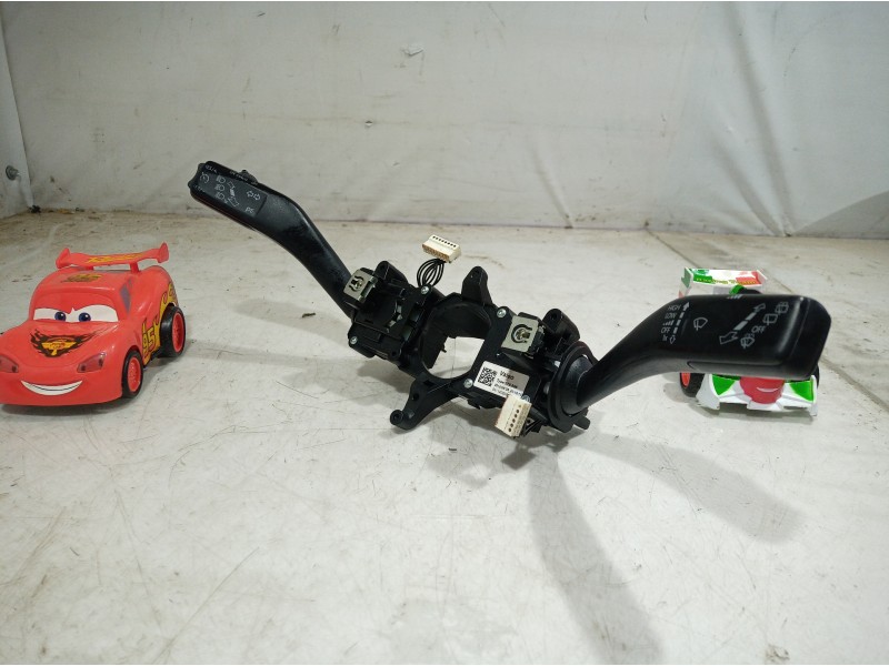 Recambio de mando multifuncion para skoda suberb (3t4) exclusive 4x4 referencia OEM IAM 5K0953521 5K0953521 5K0953521