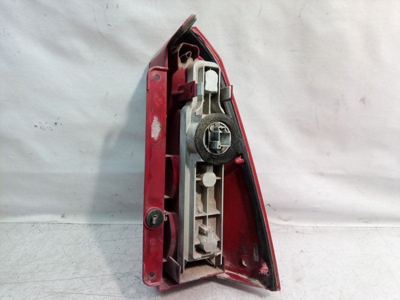 Recambio de piloto trasero izquierdo para ford focus berlina (cak) ambiente referencia OEM IAM   