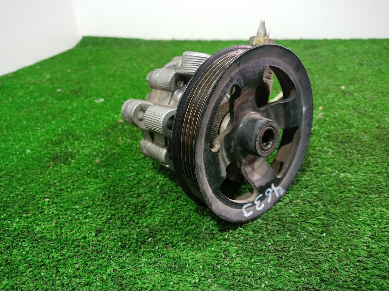 Recambio de bomba direccion para toyota avensis berlina (t25) 2.0 d4-d executive berlina (5-ptas.) referencia OEM IAM 52020 5202