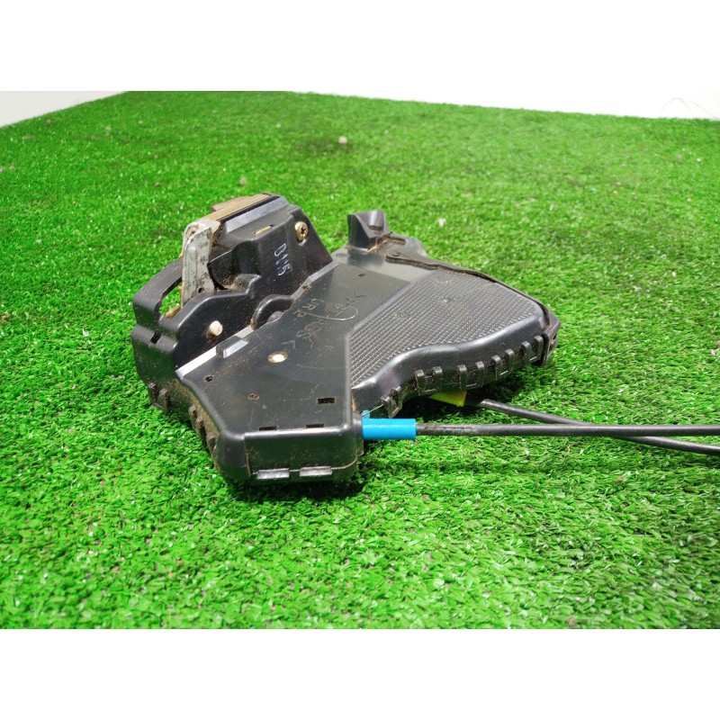 Recambio de cerradura puerta delantera derecha para toyota avensis berlina (t25) 2.0 d4-d executive berlina (5-ptas.) referencia