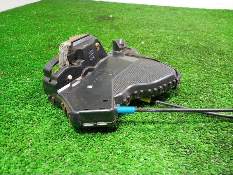 Recambio de cerradura puerta delantera derecha para toyota avensis berlina (t25) 2.0 d4-d executive berlina (5-ptas.) referencia