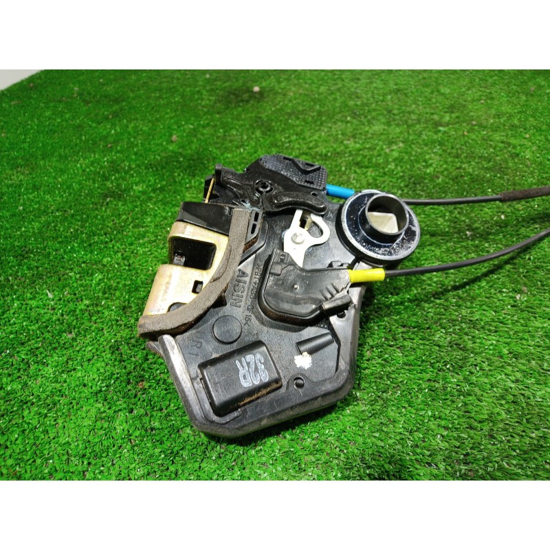 Recambio de cerradura puerta trasera derecha para toyota avensis berlina (t25) 2.0 d4-d executive berlina (5-ptas.) referencia O