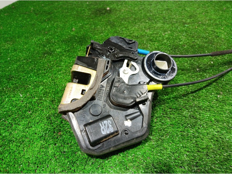 Recambio de cerradura puerta trasera derecha para toyota avensis berlina (t25) 2.0 d4-d executive berlina (5-ptas.) referencia O