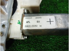 Recambio de elevalunas delantero izquierdo para toyota avensis berlina (t25) 2.0 d4-d executive berlina (5-ptas.) referencia OEM 2