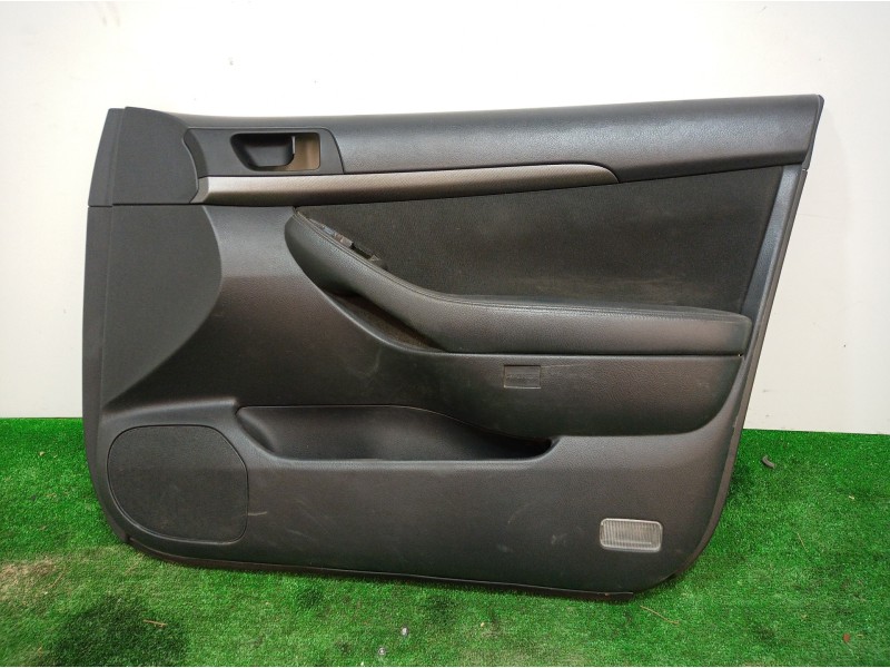 Recambio de guarnecido puerta delantera derecha para toyota avensis berlina (t25) 2.0 d4-d executive berlina (5-ptas.) referenci