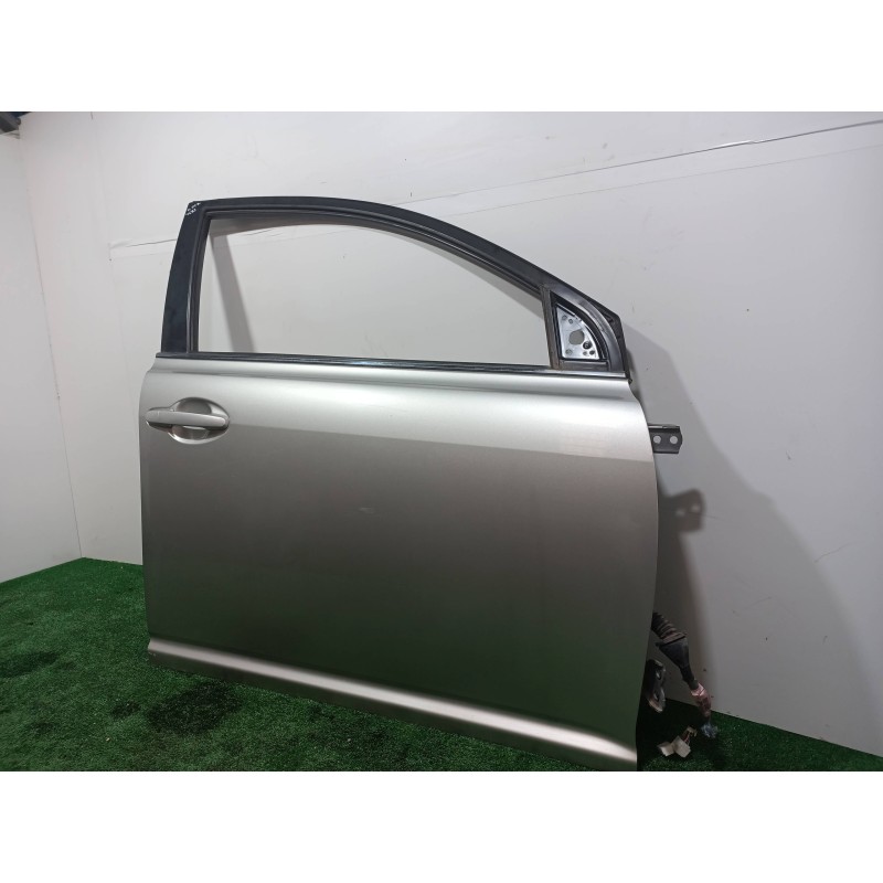 Recambio de puerta delantera derecha para toyota avensis berlina (t25) 2.0 d4-d executive berlina (5-ptas.) referencia OEM IAM  
