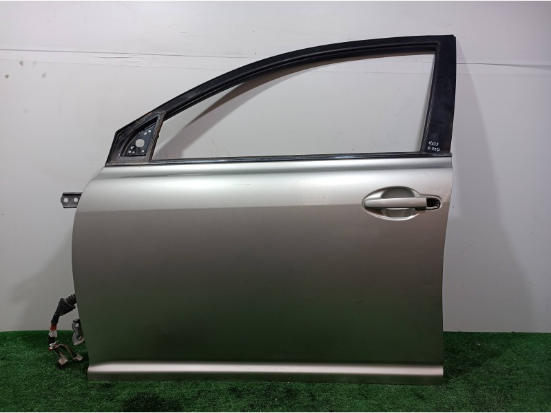 Recambio de puerta delantera izquierda para toyota avensis berlina (t25) 2.0 d4-d executive berlina (5-ptas.) referencia OEM IAM