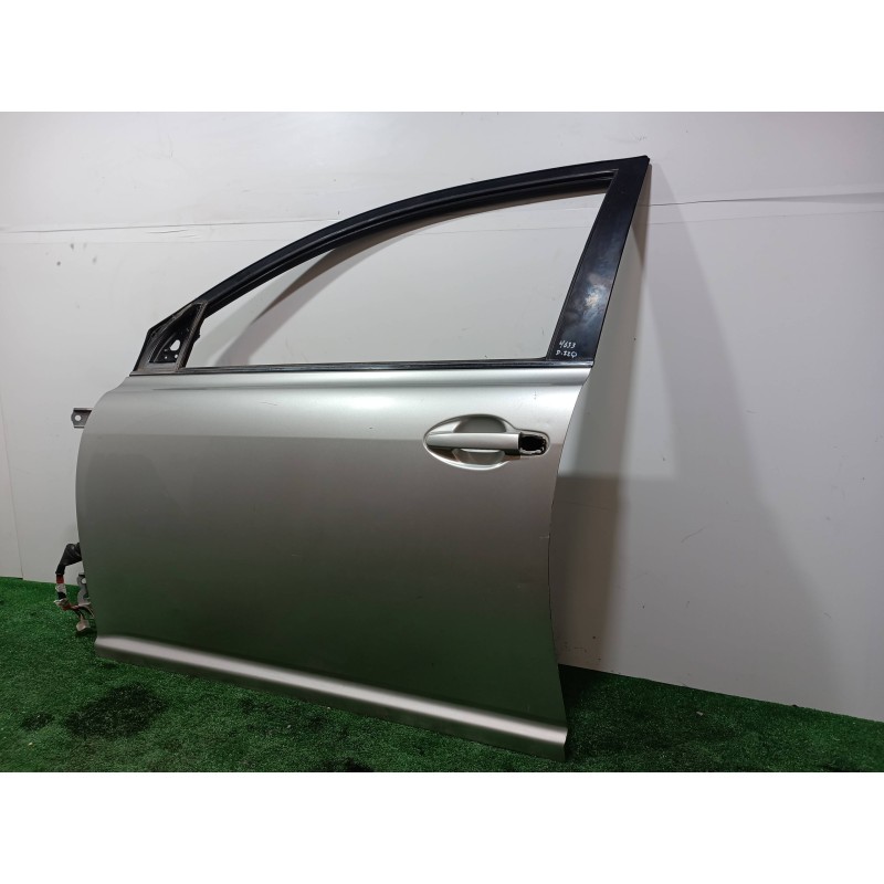Recambio de puerta delantera izquierda para toyota avensis berlina (t25) 2.0 d4-d executive berlina (5-ptas.) referencia OEM IAM