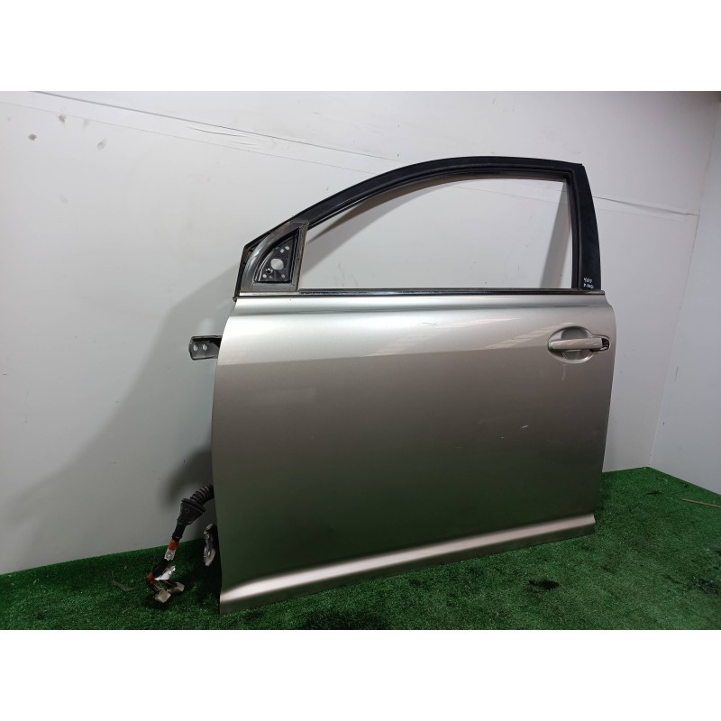 Recambio de puerta delantera izquierda para toyota avensis berlina (t25) 2.0 d4-d executive berlina (5-ptas.) referencia OEM IAM