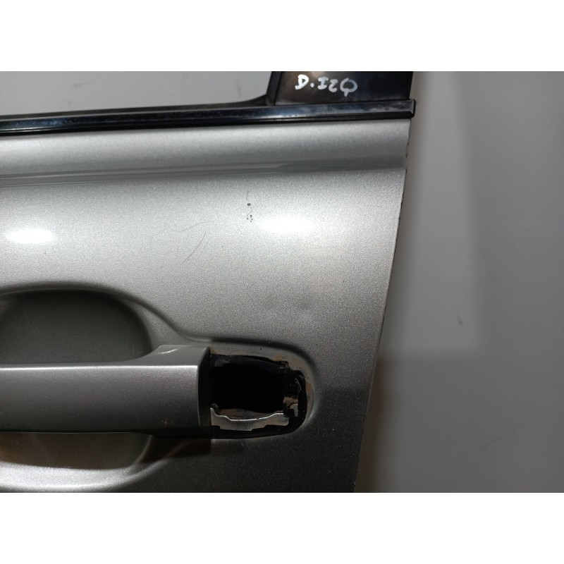 Recambio de puerta delantera izquierda para toyota avensis berlina (t25) 2.0 d4-d executive berlina (5-ptas.) referencia OEM IAM