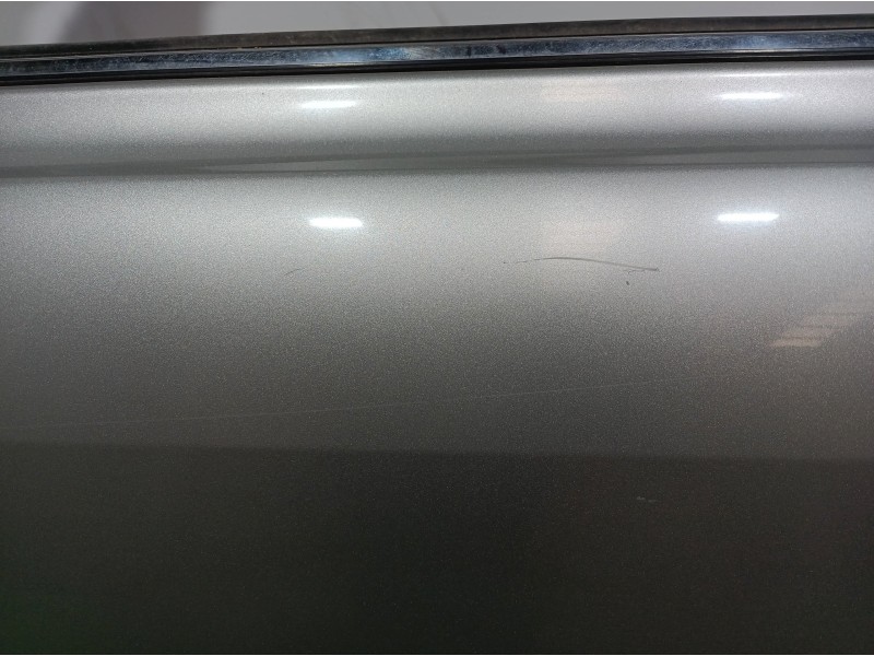 Recambio de puerta delantera izquierda para toyota avensis berlina (t25) 2.0 d4-d executive berlina (5-ptas.) referencia OEM IAM