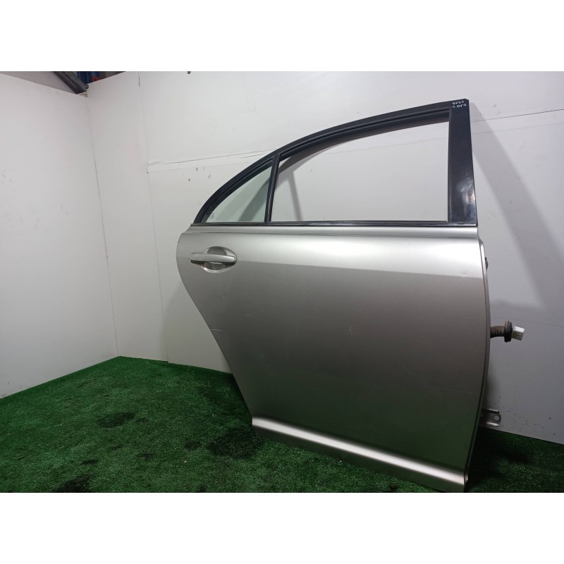 Recambio de puerta trasera derecha para toyota avensis berlina (t25) 2.0 d4-d executive berlina (5-ptas.) referencia OEM IAM   