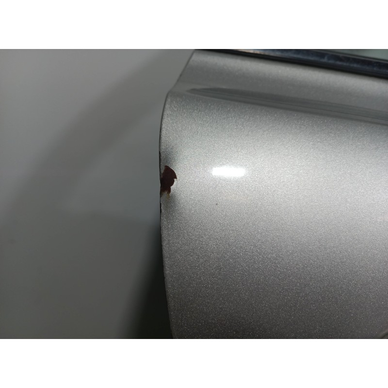 Recambio de puerta trasera derecha para toyota avensis berlina (t25) 2.0 d4-d executive berlina (5-ptas.) referencia OEM IAM   