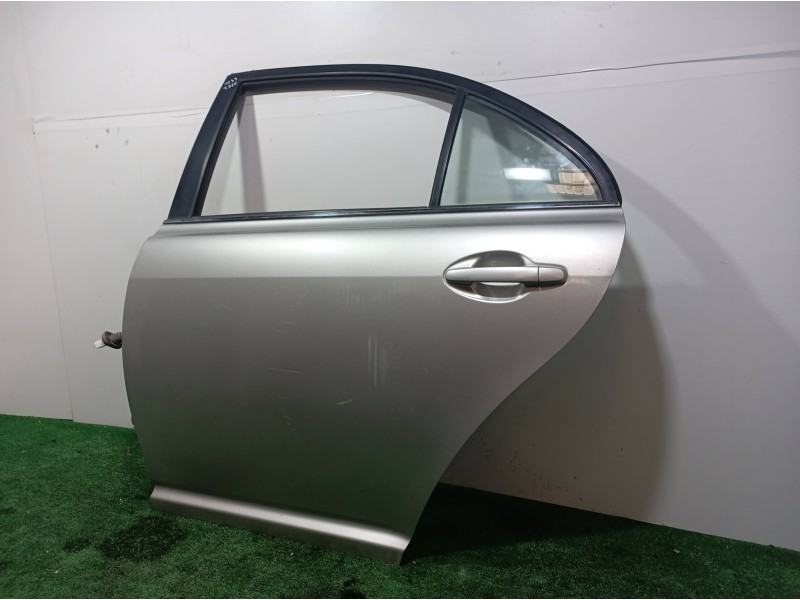 Recambio de puerta trasera izquierda para toyota avensis berlina (t25) 2.0 d4-d executive berlina (5-ptas.) referencia OEM IAM  