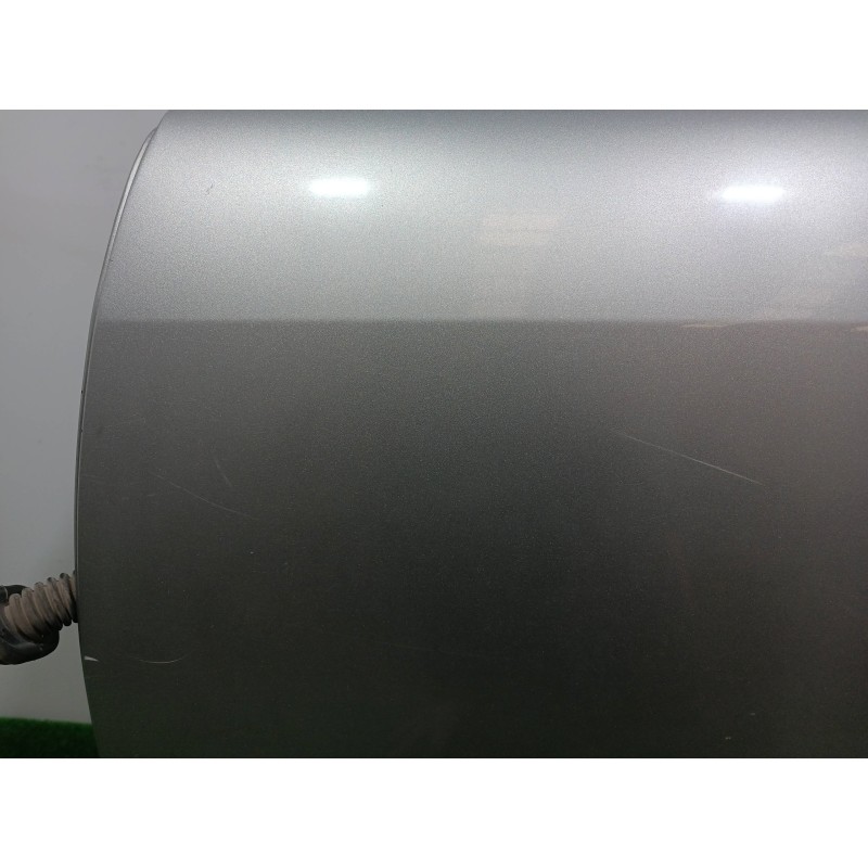 Recambio de puerta trasera izquierda para toyota avensis berlina (t25) 2.0 d4-d executive berlina (5-ptas.) referencia OEM IAM  