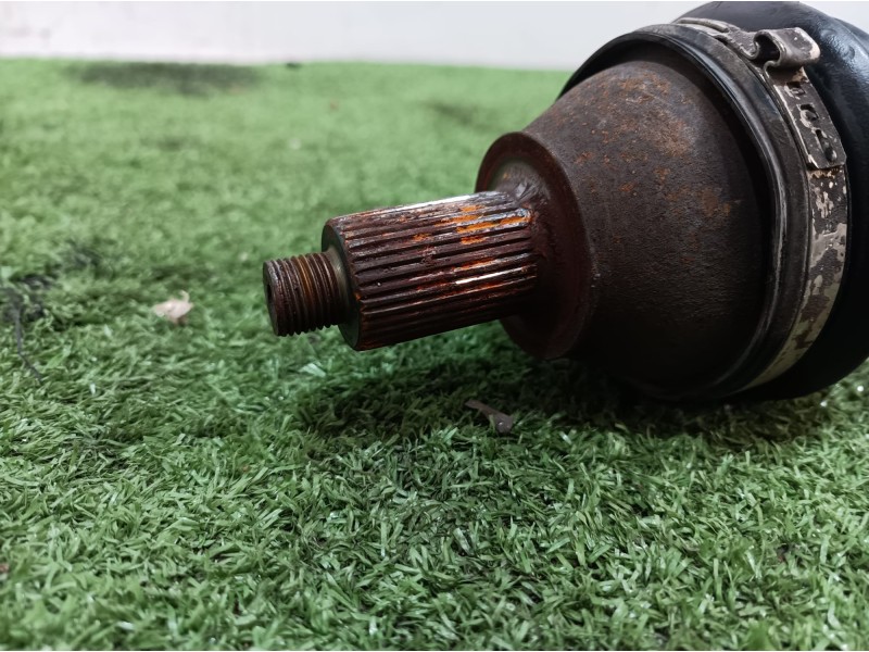 Recambio de transmision delantera izquierda para lancia lancia y elefantino referencia OEM IAM   