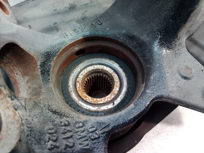 Recambio de mangueta delantera derecha para bmw x3 (e83) 2.0d referencia OEM IAM 3412023 3412023 3412023