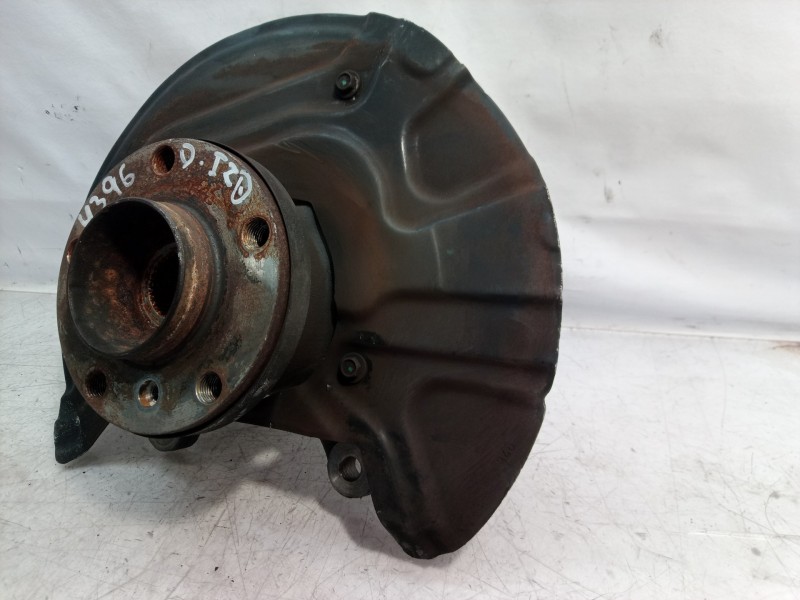 Recambio de mangueta delantera derecha para bmw x3 (e83) 2.0d referencia OEM IAM 3412023 3412023 3412023