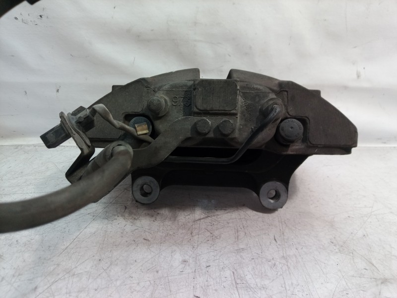 Recambio de pinza freno delantera derecha para audi a8 (4e2) 3.7 quattro referencia OEM IAM   
