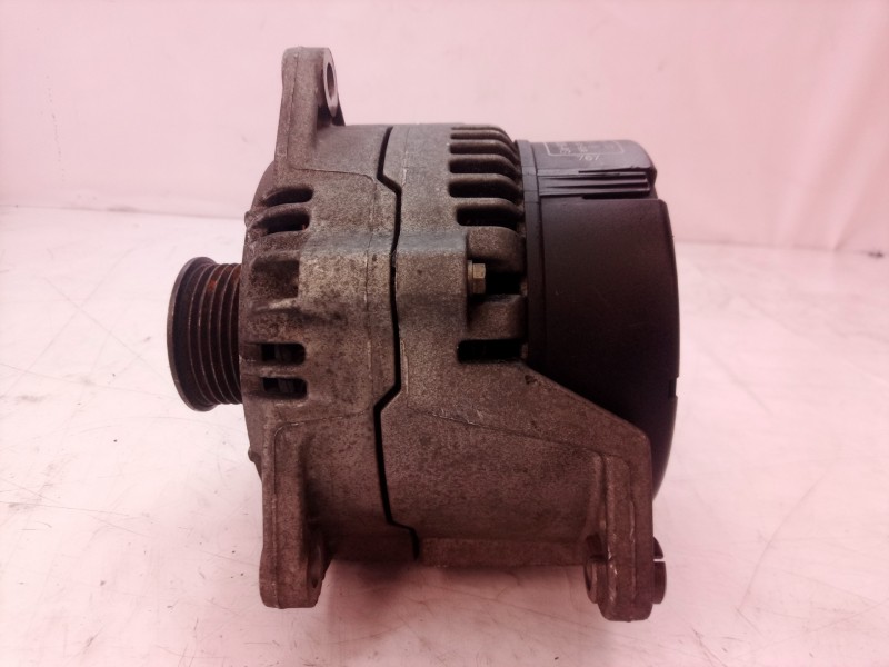 Recambio de alternador para ford mondeo berlina (gd) ambiente referencia OEM IAM 0123212001 0123212001 93BB10300