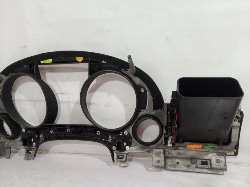 Recambio de moldura para audi a8 (4e2) 3.7 quattro referencia OEM IAM 4E0820901 4E0820901 4E0820901