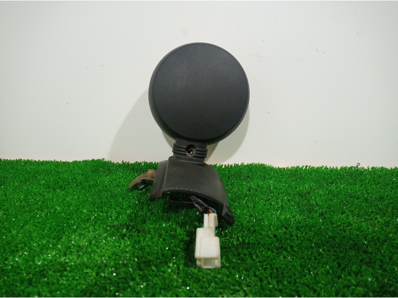 Recambio de cuadro instrumentos para peugeot 107 básico referencia OEM IAM 832700H010C 832700H010C 856220U