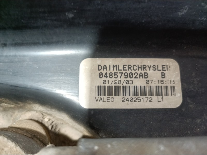 Recambio de motor limpia delantero para chrysler grand voyager limited referencia OEM IAM  240242955 24025172