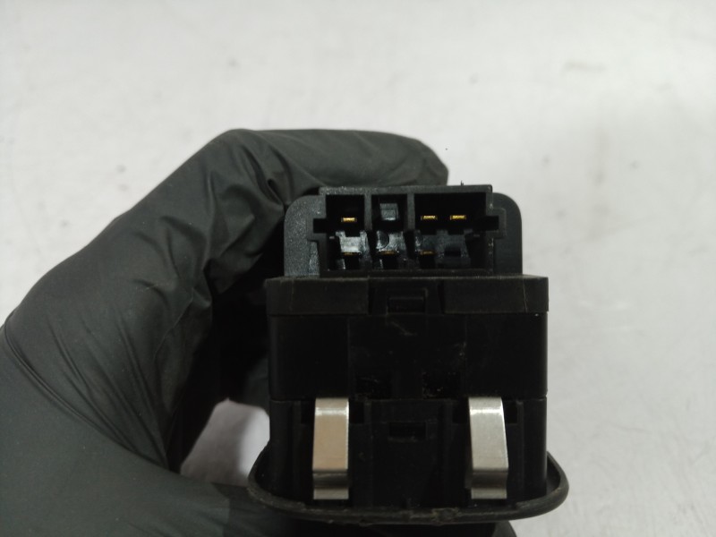 Recambio de mando elevalunas delantero izquierdo para peugeot 306 berlina 3/5 puertas (s1) profil referencia OEM IAM 6552Y9  