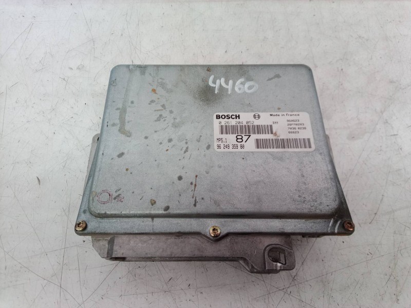 Recambio de centralita motor uce para peugeot 306 berlina 3/5 puertas (s1) graffic referencia OEM IAM 0261204052 0261204052 9624