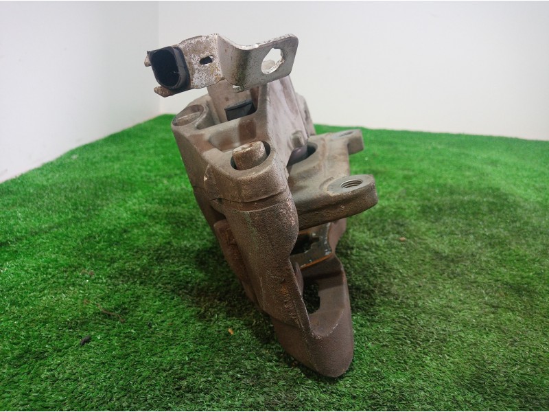 Recambio de pinza freno delantera derecha para audi a8 (4e2) referencia OEM IAM   