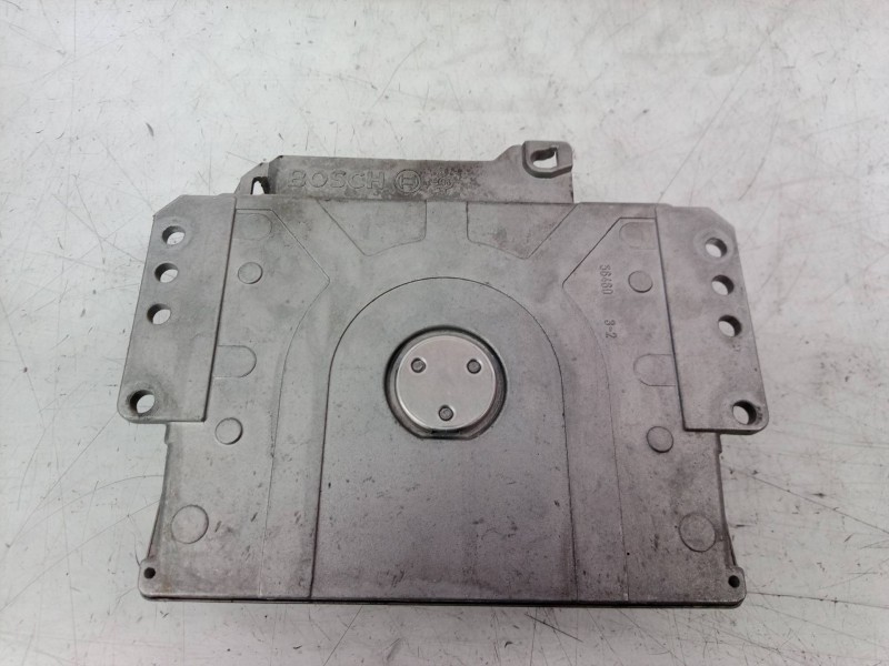 Recambio de centralita motor uce para peugeot 306 berlina 3/5 puertas (s1) graffic referencia OEM IAM 0261204052 0261204052 9624