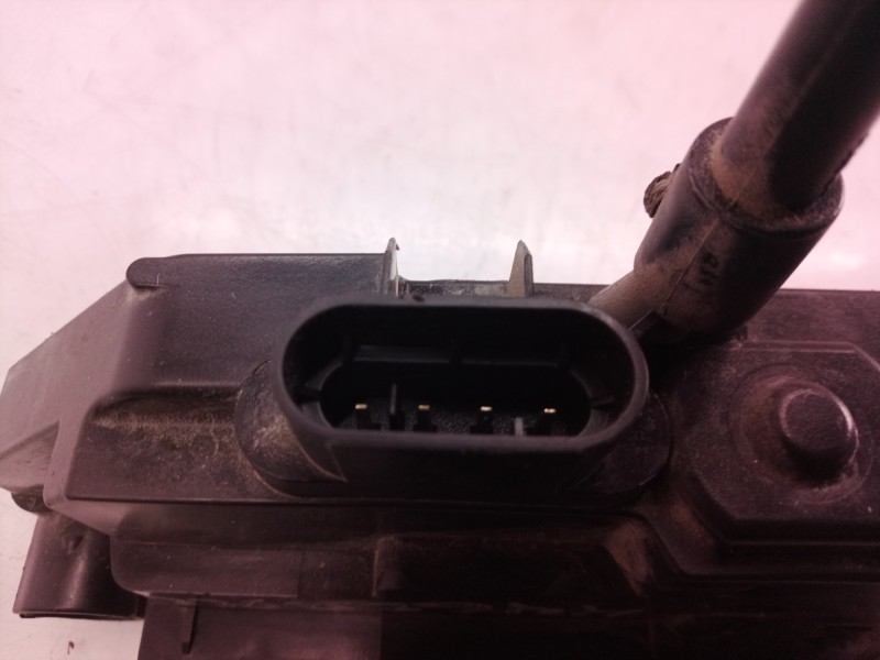 Recambio de cerradura puerta delantera derecha para renault scenic ii authentique referencia OEM IAM 8200119121  