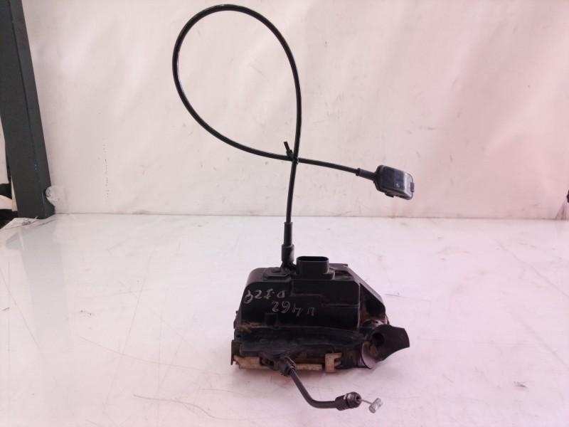 Recambio de cerradura puerta delantera izquierda para renault scenic ii authentique referencia OEM IAM 8200119122  