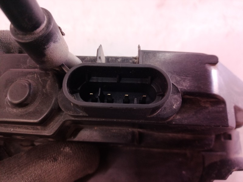 Recambio de cerradura puerta delantera izquierda para renault scenic ii authentique referencia OEM IAM 8200119122  