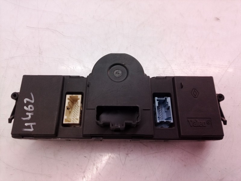 Recambio de mando climatizador para renault scenic ii authentique referencia OEM IAM 8200501465 8200501465 8200501465