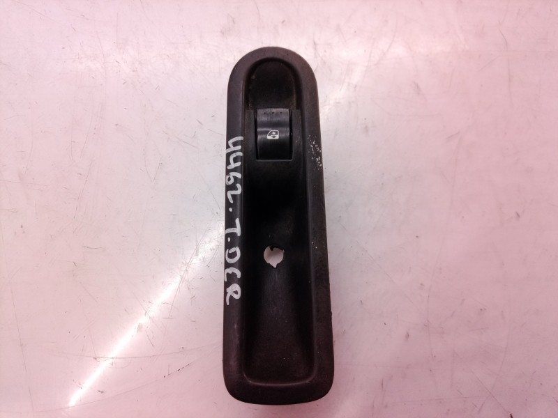 Recambio de mando elevalunas trasero derecho para renault scenic ii authentique referencia OEM IAM 156013870G 156013870 15601387