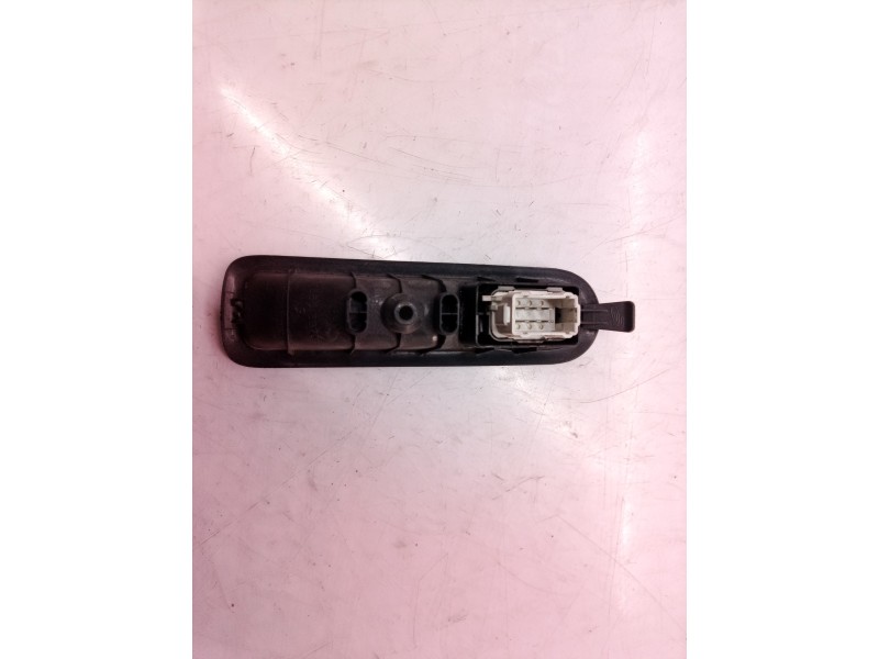 Recambio de mando elevalunas trasero izquierdo para renault scenic ii authentique referencia OEM IAM   