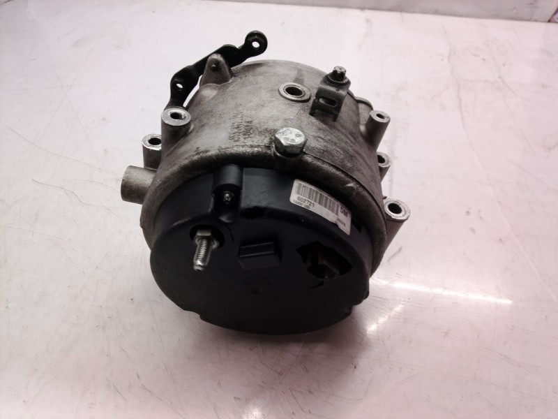 Recambio de alternador para mercedes-benz clase c (w203) sportcoupe c 220 cdi (203.706) referencia OEM IAM 10480403 10480403 104