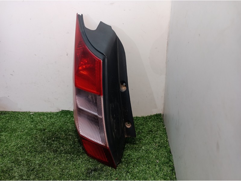 Recambio de piloto trasero izquierdo para renault megane grand scenic (jm) referencia OEM IAM 2SK008659 2SK008659 15911500