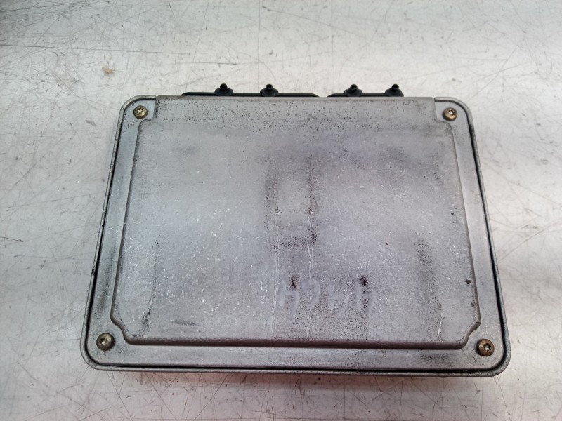 Recambio de centralita motor uce para volkswagen golf iv berlina (1j1) 25 aniversario referencia OEM IAM 038906018BM 038906018BM