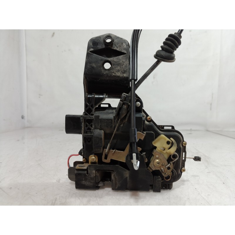 Recambio de cerradura puerta delantera derecha para volkswagen golf iv berlina (1j1) 25 aniversario referencia OEM IAM 6X1837014