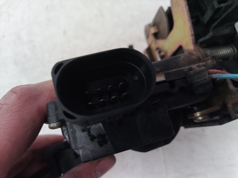 Recambio de cerradura puerta delantera izquierda para volkswagen golf iv berlina (1j1) 25 aniversario referencia OEM IAM 6X18370