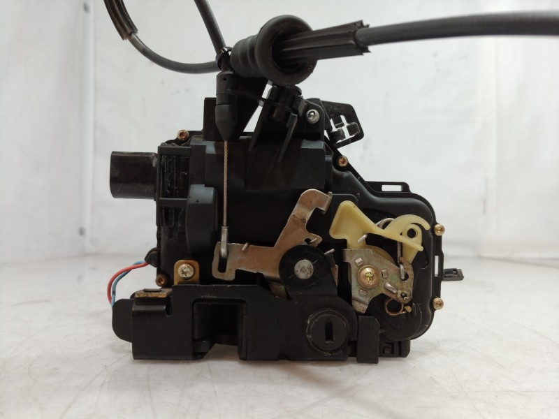 Recambio de cerradura puerta trasera derecha para volkswagen golf iv berlina (1j1) 25 aniversario referencia OEM IAM   