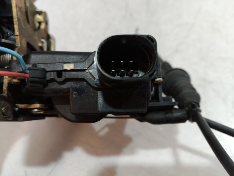 Recambio de cerradura puerta trasera derecha para volkswagen golf iv berlina (1j1) 25 aniversario referencia OEM IAM   