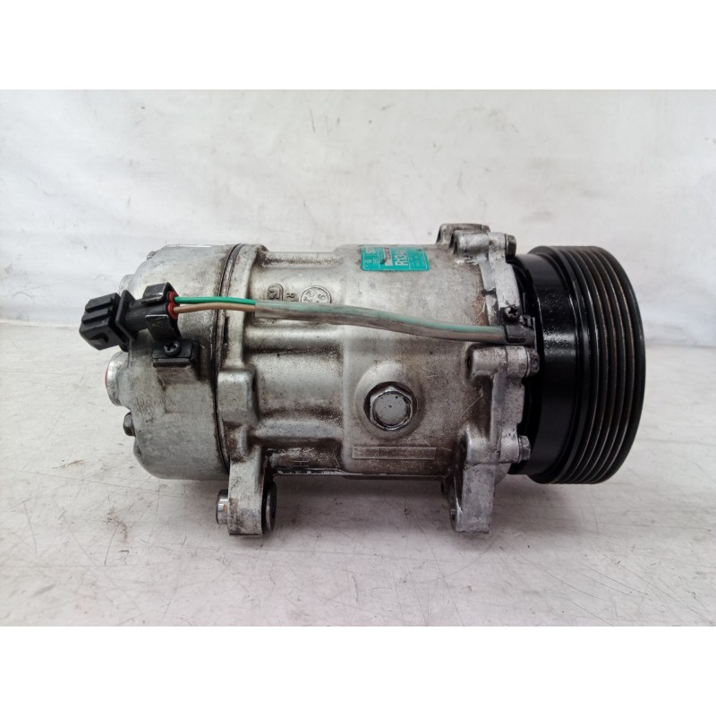 Recambio de compresor aire acondicionado para volkswagen golf iv berlina (1j1) 25 aniversario referencia OEM IAM 1J0820803A 1J08
