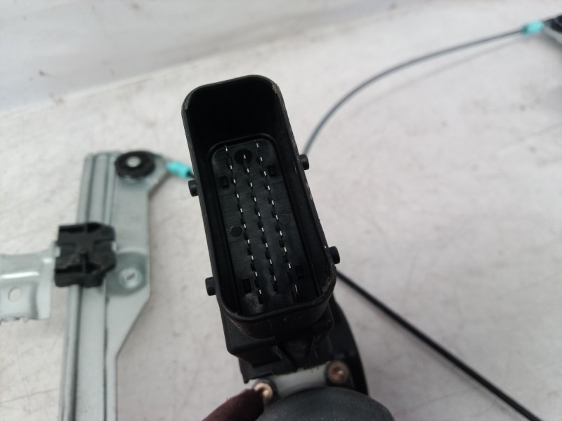 Recambio de elevalunas delantero izquierdo para volkswagen golf iv berlina (1j1) 25 aniversario referencia OEM IAM 1J4837461H 1J