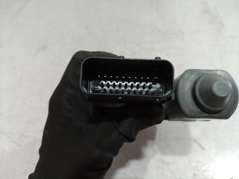 Recambio de motor elevalunas delantero derecho para volkswagen golf iv berlina (1j1) 25 aniversario referencia OEM IAM 80501BG10