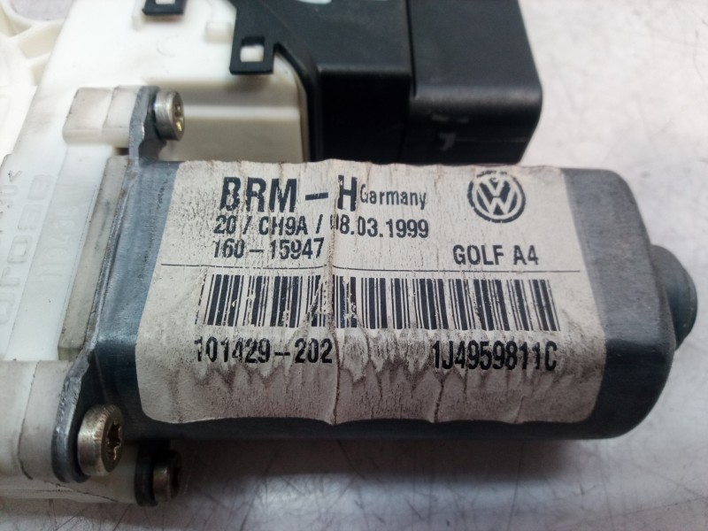 Recambio de motor elevalunas trasero izquierdo para volkswagen golf iv berlina (1j1) 25 aniversario referencia OEM IAM 1J4959711