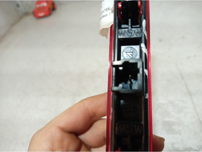 Recambio de piloto trasero central para toyota aygo (kgb/wnb) básico referencia OEM IAM   