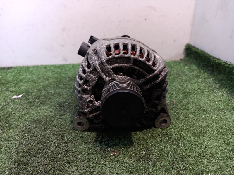 Recambio de alternador para peugeot 307 (s1) 2.0 hdi cat referencia OEM IAM 964632180 964632180 0124525035